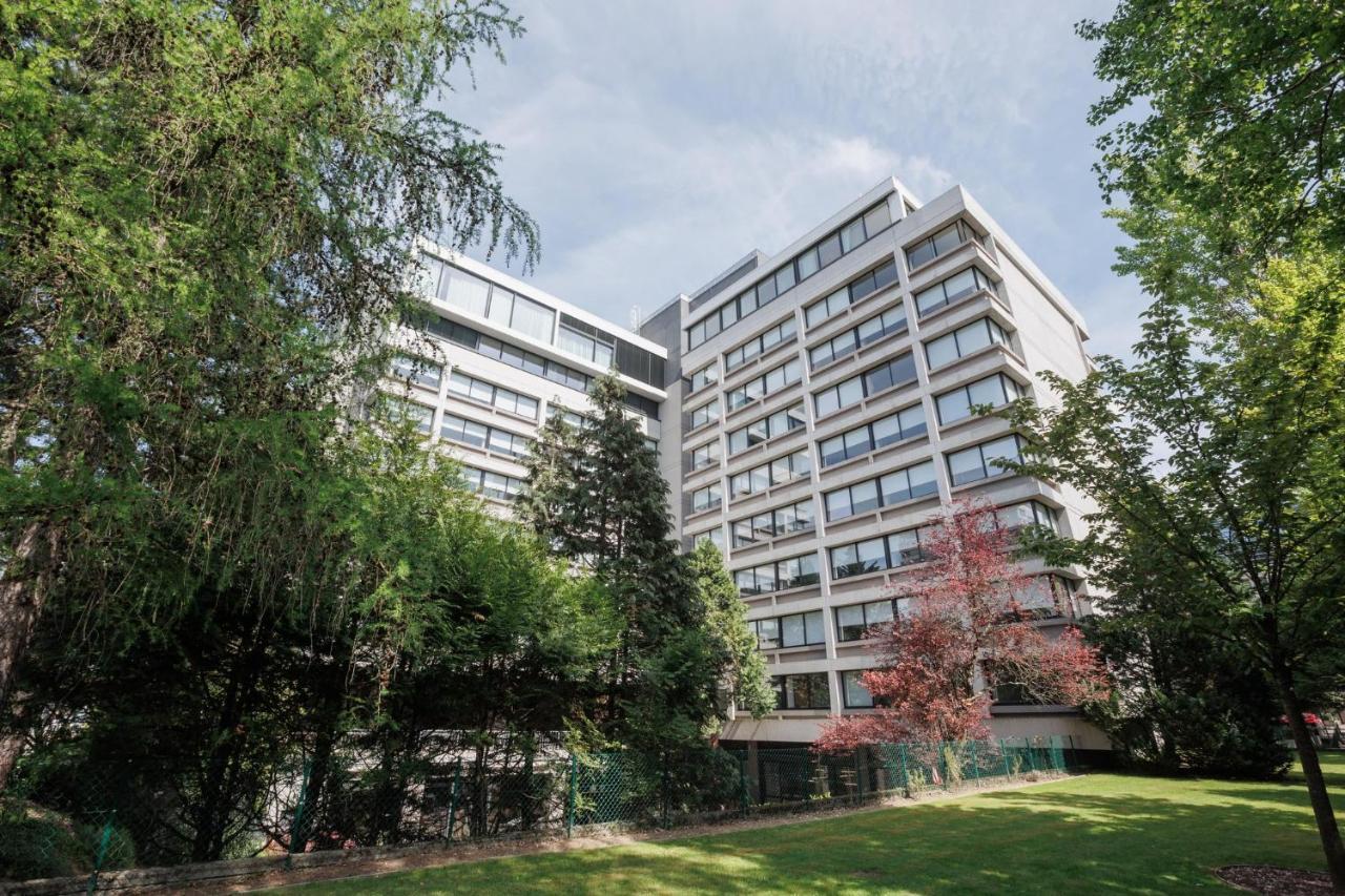 Hotel Crowne Plaza Geneva By Ihg Meyrin Exterior foto