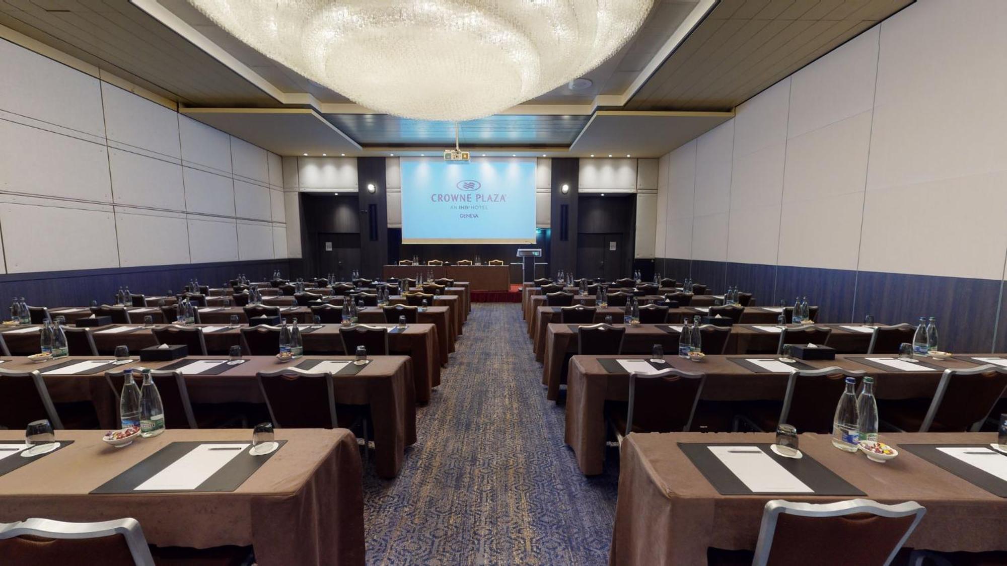Hotel Crowne Plaza Geneva By Ihg Meyrin Exterior foto